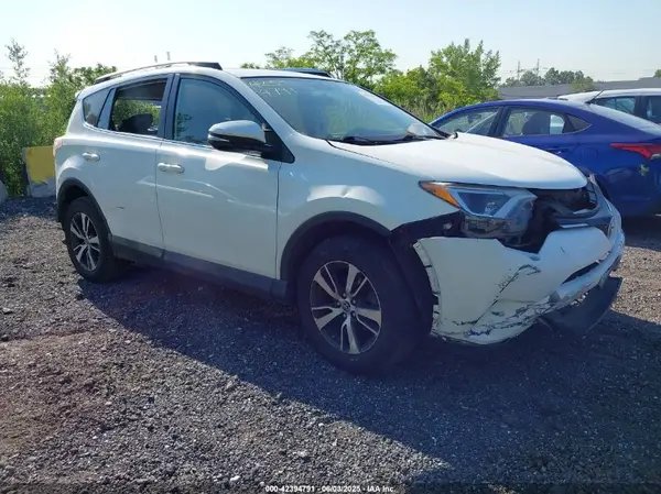 JTMRFREV6GJ092749 2016 TOYOTA RAV 4 - Image 1