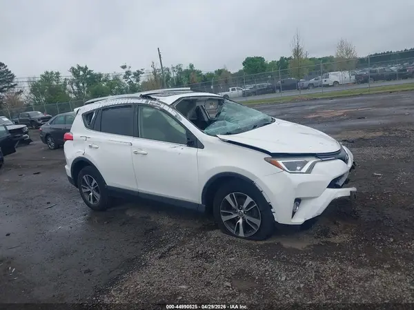 JTMRFREV6GJ098292 2016 TOYOTA RAV 4 - Image 1