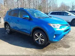 JTMRFREV6HD210136 2017 TOYOTA RAV 4