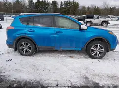 JTMRFREV6HD220584 2017 TOYOTA RAV 4