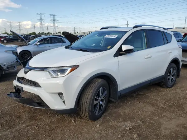JTMRFREV6HJ713960 2017 TOYOTA RAV 4 - Image 1