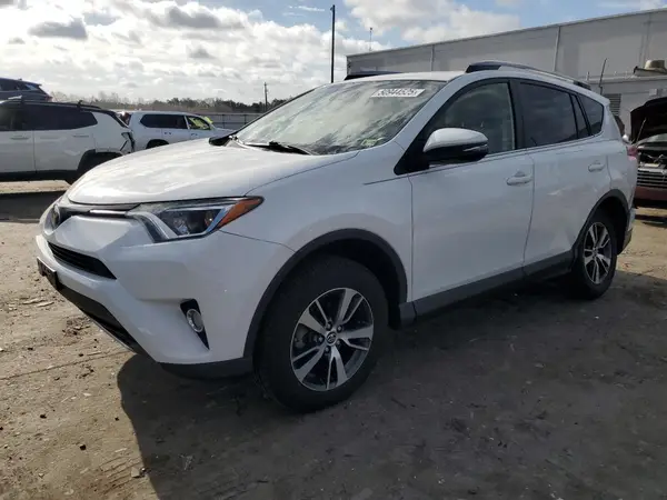 JTMRFREV6JD223796 2018 TOYOTA RAV 4 - Image 1