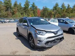 JTMRFREV6JD232935 2018 TOYOTA RAV 4