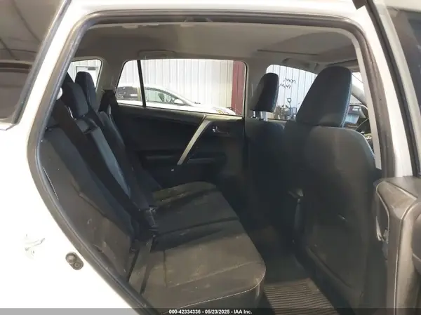 JTMRFREV6JD234720 2018 TOYOTA RAV 4 - Image 8