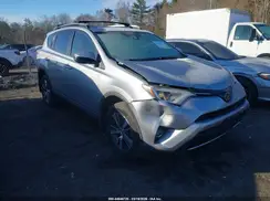 JTMRFREV6JD253560 2018 TOYOTA RAV 4