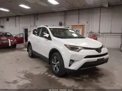 JTMRFREV6JJ192860 2018 TOYOTA RAV 4