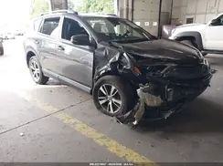 JTMRFREV6JJ193197 2018 TOYOTA RAV 4