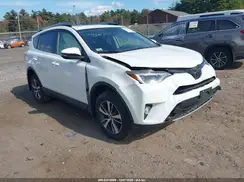 JTMRFREV6JJ211763 2018 TOYOTA RAV 4