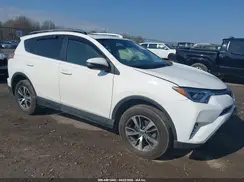 JTMRFREV6JJ225226 2018 TOYOTA RAV 4