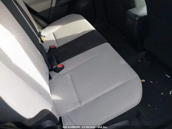 JTMRFREV6JJ235366 2018 TOYOTA RAV 4 - Image 8