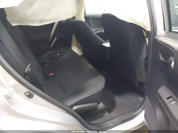 JTMRFREV6JJ248876 2018 TOYOTA RAV 4 - Image 8