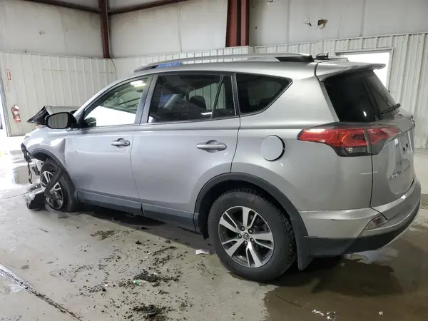 JTMRFREV6JJ255987 2018 TOYOTA RAV 4 - Image 2