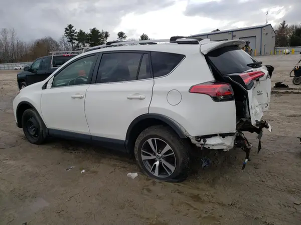 JTMRFREV7GJ076690 2016 TOYOTA RAV 4 - Image 2