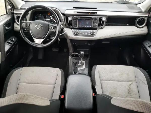 JTMRFREV7GJ076690 2016 TOYOTA RAV 4 - Image 8