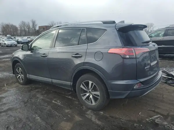 JTMRFREV7HD200831 2017 TOYOTA RAV 4 - Image 2