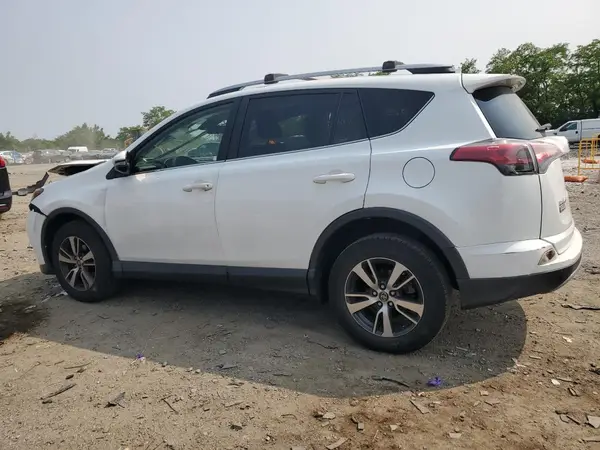 JTMRFREV7HD206676 2017 TOYOTA RAV 4 - Image 2