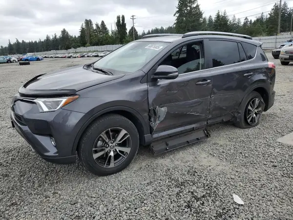 JTMRFREV7HJ114193 2017 TOYOTA RAV 4 - Image 1