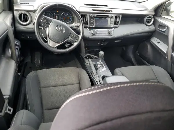 JTMRFREV7HJ116199 2017 TOYOTA RAV 4 - Image 8