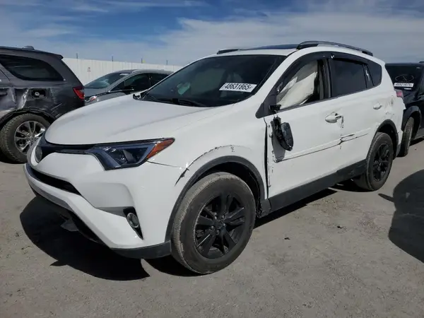 JTMRFREV7HJ136534 2017 TOYOTA RAV 4 - Image 1