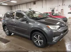 JTMRFREV7HJ136596 2017 TOYOTA RAV 4