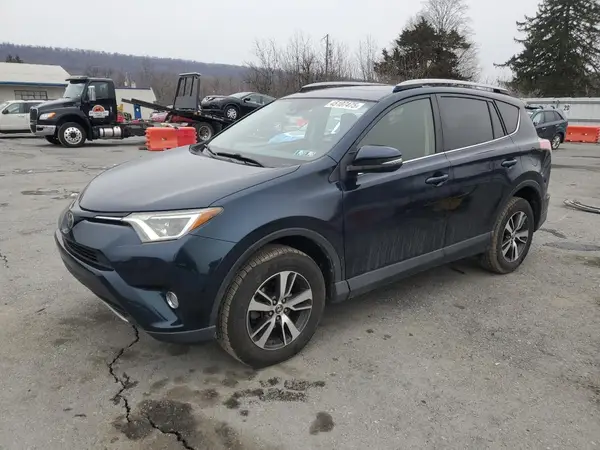 JTMRFREV7HJ707732 2017 TOYOTA RAV 4 - Image 1