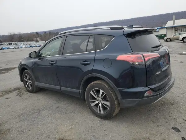 JTMRFREV7HJ707732 2017 TOYOTA RAV 4 - Image 2