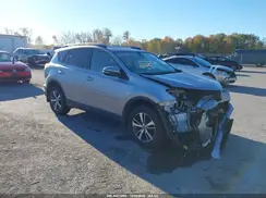 JTMRFREV7JD227937 2018 TOYOTA RAV 4