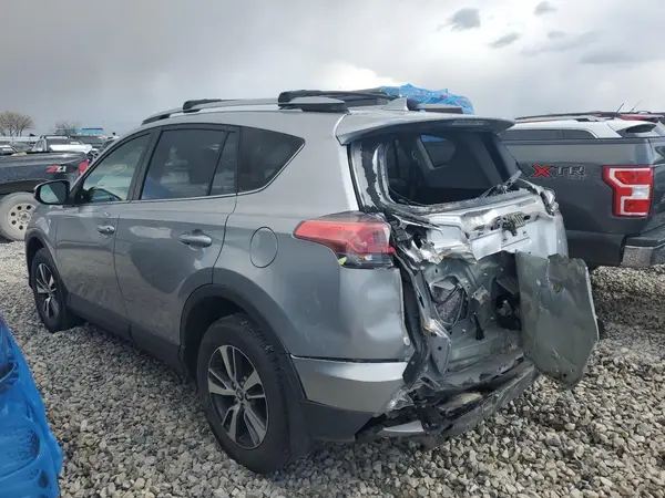 JTMRFREV7JD229705 2018 TOYOTA RAV 4 - Image 2