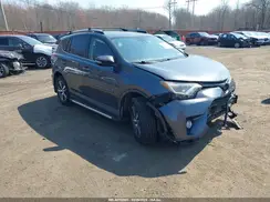 JTMRFREV7JD242678 2018 TOYOTA RAV 4