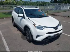 JTMRFREV7JJ185349 2018 TOYOTA RAV 4