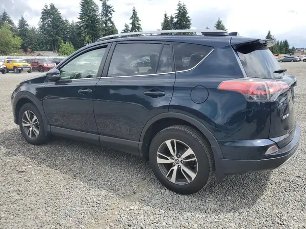 JTMRFREV7JJ193063 2018 TOYOTA RAV 4 - Image 2