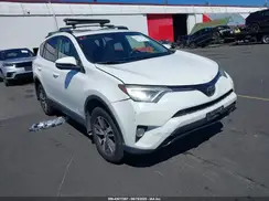 JTMRFREV7JJ206944 2018 TOYOTA RAV 4