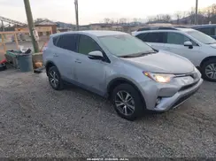 JTMRFREV7JJ251883 2018 TOYOTA RAV 4