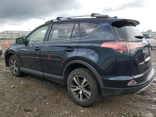 JTMRFREV7JJ723774 2018 TOYOTA RAV 4 - Image 2