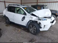 JTMRFREV8GD192303 2016 TOYOTA RAV 4