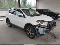 JTMRFREV8GJ063978 2016 TOYOTA RAV 4