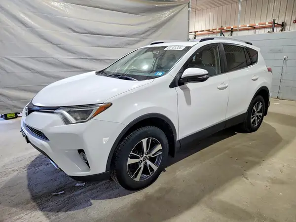 JTMRFREV8GJ082630 2016 TOYOTA RAV 4 - Image 1