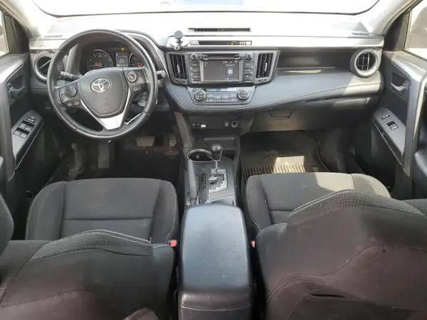 JTMRFREV8HD212180 2017 TOYOTA RAV 4 - Image 8