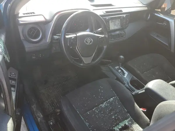 JTMRFREV8HD212244 2017 TOYOTA RAV 4 - Image 8