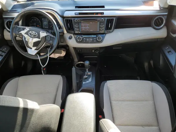 JTMRFREV8HD220067 2017 TOYOTA RAV 4 - Image 8