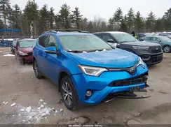 JTMRFREV8HJ108192 2017 TOYOTA RAV 4