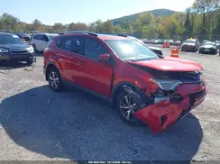 JTMRFREV8HJ111058 2017 TOYOTA RAV 4