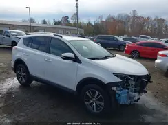 JTMRFREV8HJ118608 2017 TOYOTA RAV 4