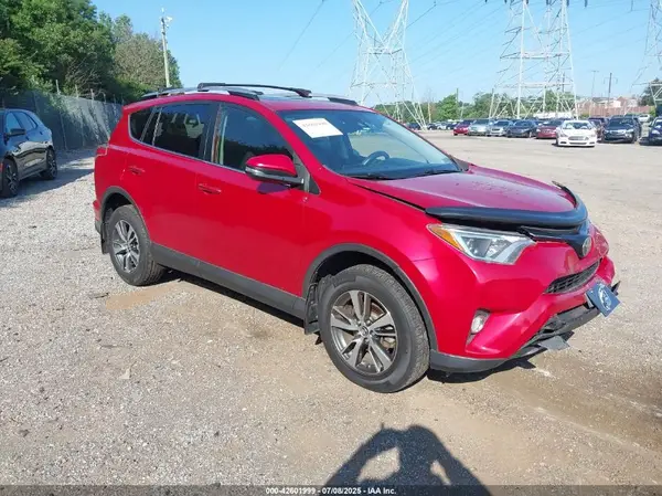 JTMRFREV8HJ123081 2017 TOYOTA RAV 4 - Image 1