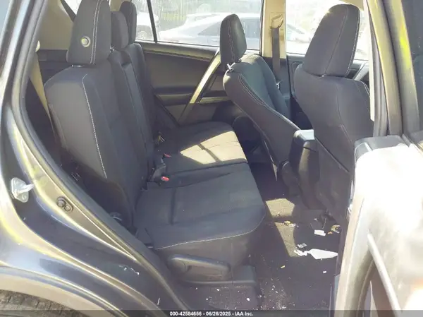JTMRFREV8HJ142942 2017 TOYOTA RAV 4 - Image 8