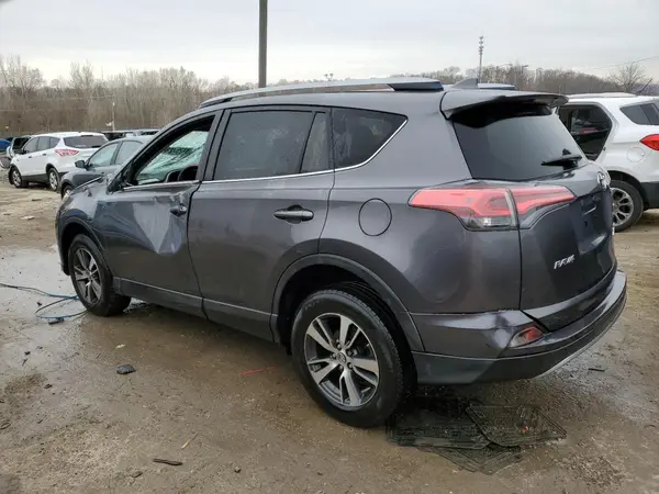JTMRFREV8HJ147283 2017 TOYOTA RAV 4 - Image 2