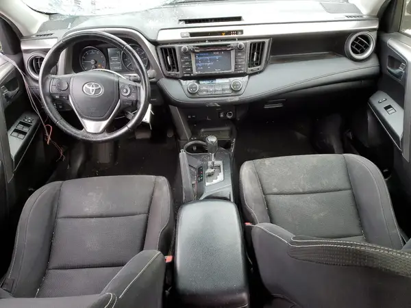 JTMRFREV8HJ147283 2017 TOYOTA RAV 4 - Image 8