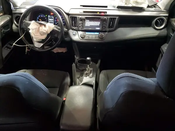 JTMRFREV8HJ160938 2017 TOYOTA RAV 4 - Image 8
