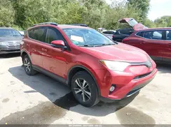 JTMRFREV8HJ165458 2017 TOYOTA RAV 4