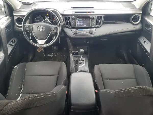 JTMRFREV8HJ700627 2017 TOYOTA RAV 4 - Image 8